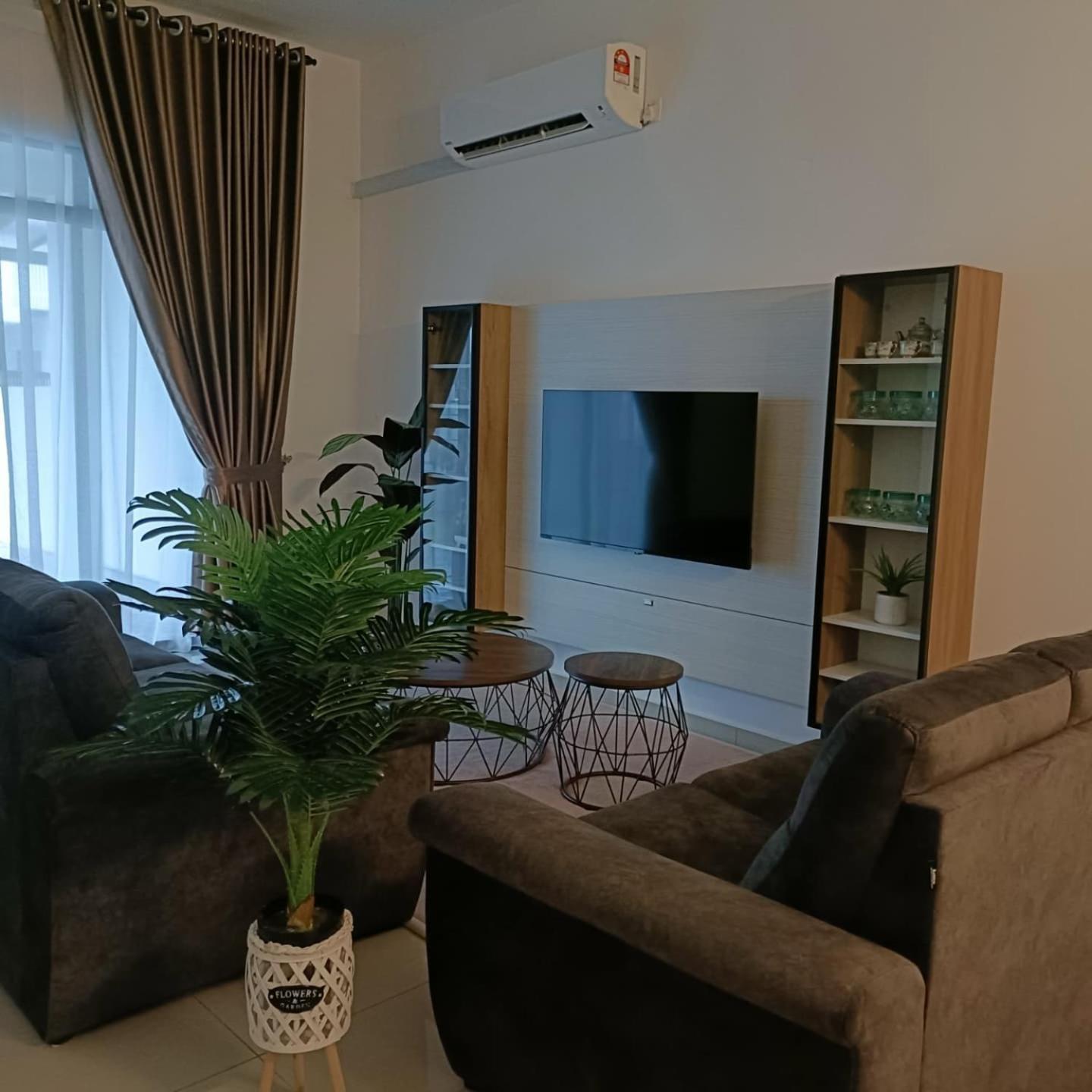 Homestay Idamanku Shah Alam Zewnętrze zdjęcie